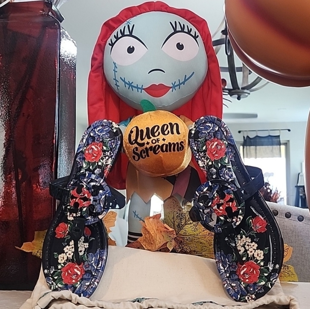 Preloved Tory Burch Floral BlueSandals